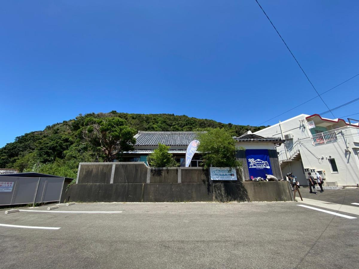 Guest House & Bar Diamond Head Mihana Exterior photo