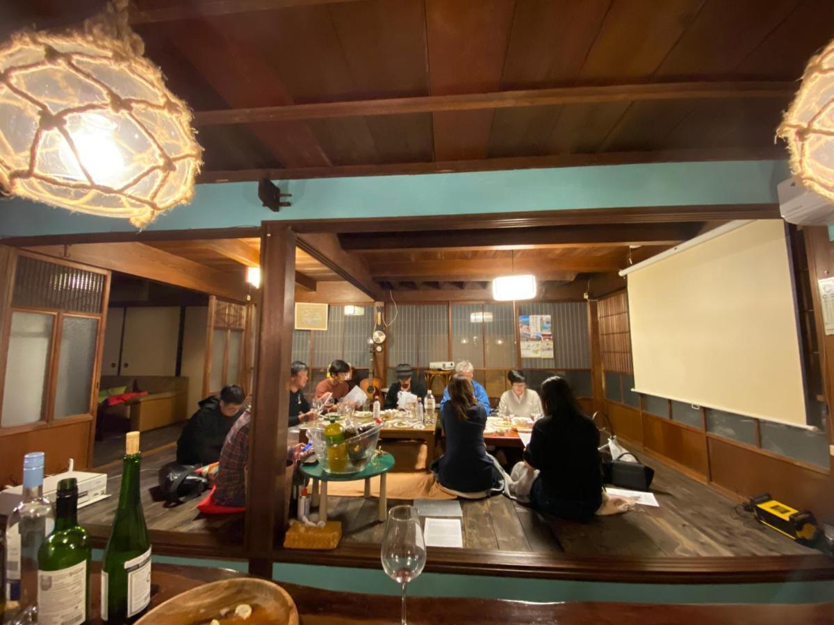 Guest House & Bar Diamond Head Mihana Exterior photo