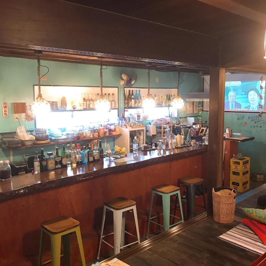 Guest House & Bar Diamond Head Mihana Exterior photo
